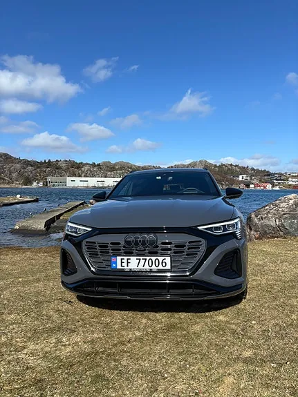 Audi Q8 E-Tron 2024 photo 3