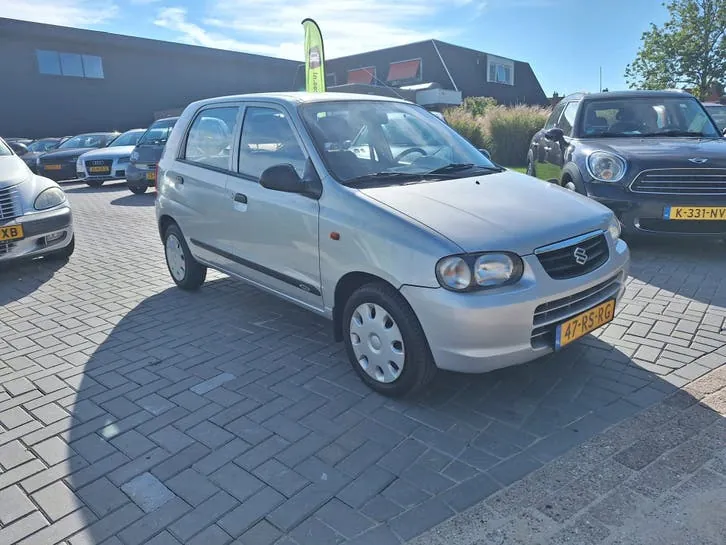 Suzuki Alto 2005 photo 2