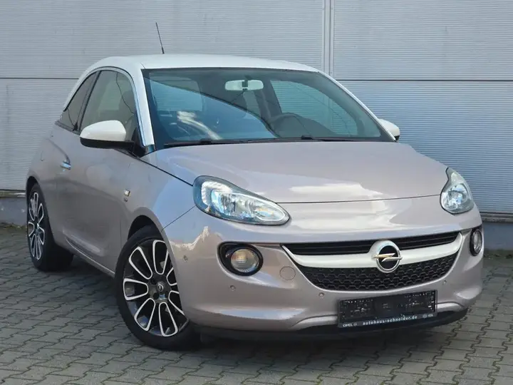 Opel Adam
