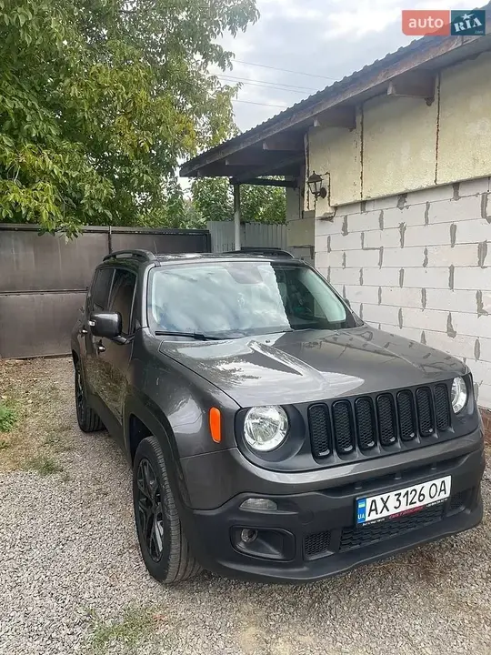 Jeep Renegade 2015 photo 2