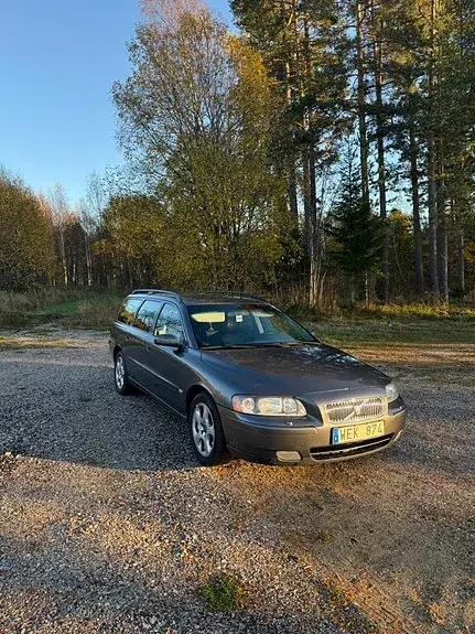 Volvo V70 2005 photo 2