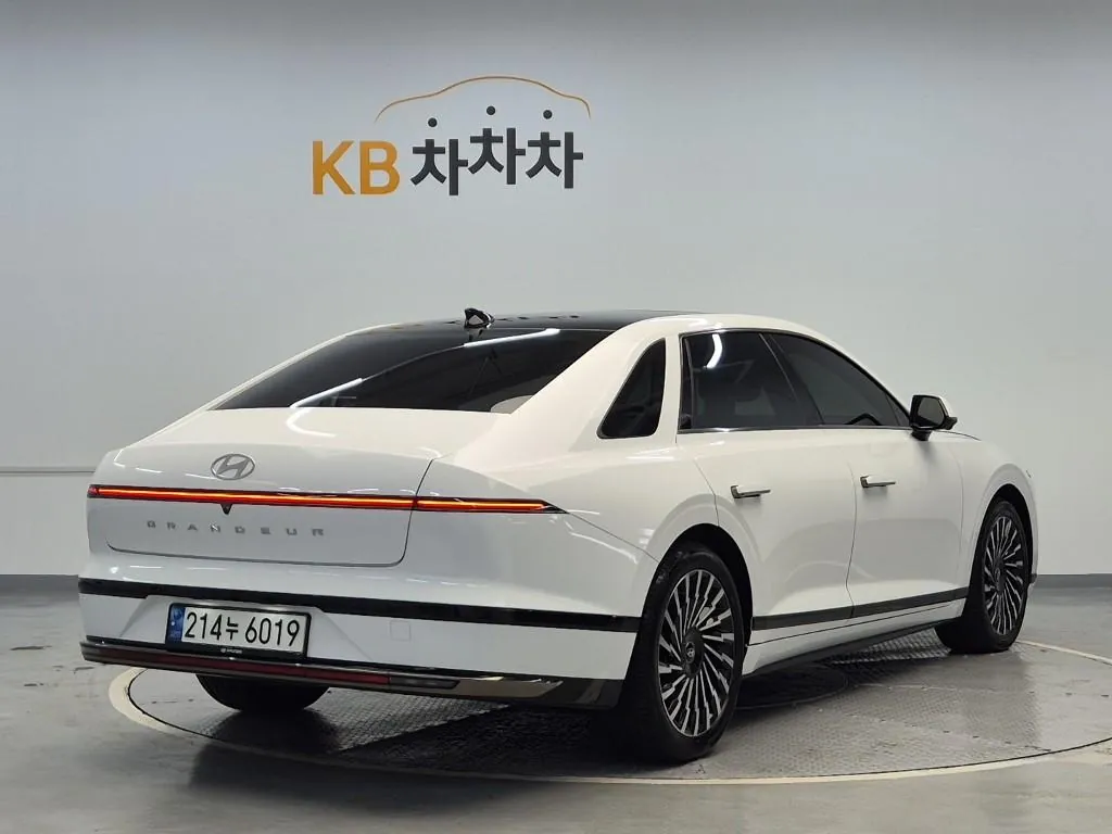 Hyundai Grandeur 2023 photo 3