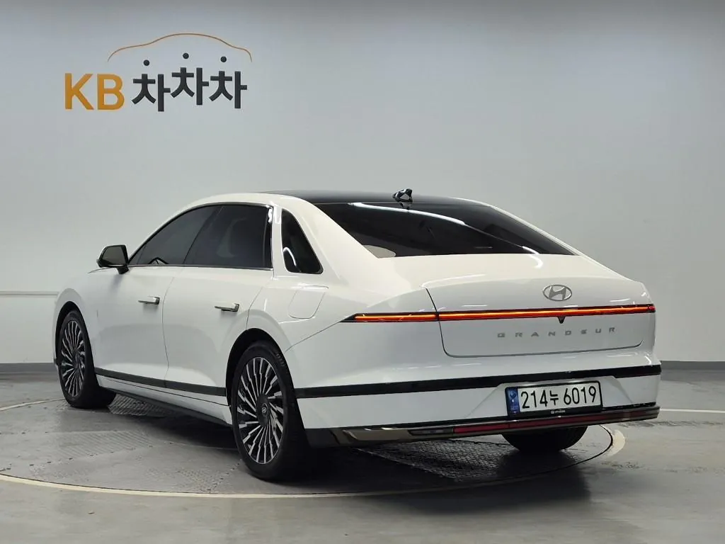 Hyundai Grandeur 2023 photo 2