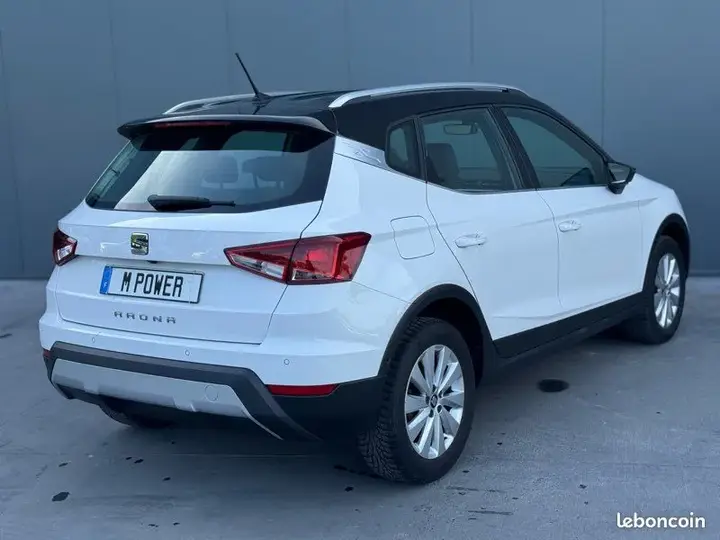 Seat Arona 2020 photo 4