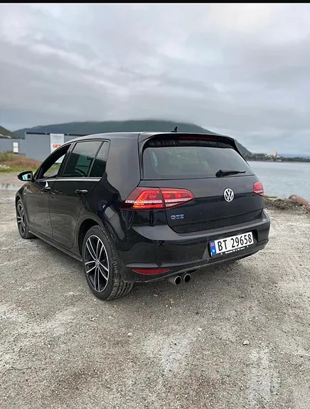 Volkswagen Golf Vii 2016 photo 3