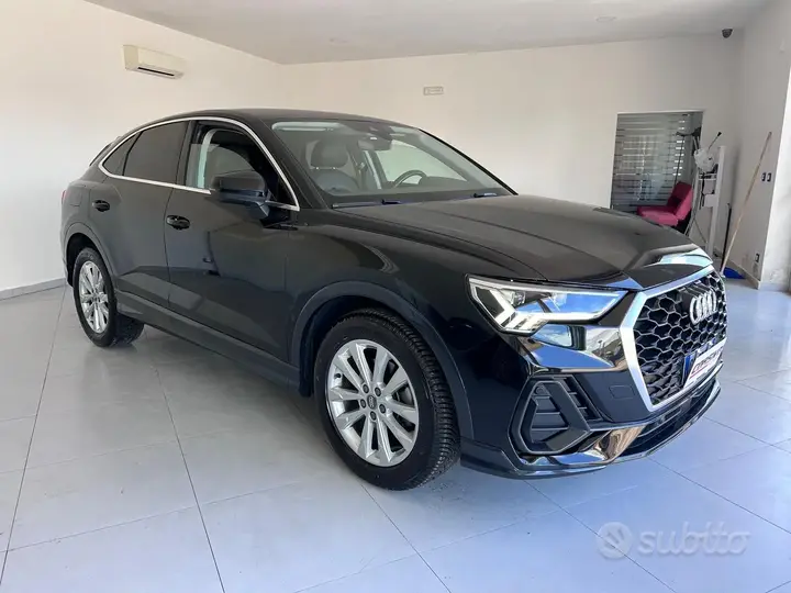 Audi Q3 2020 photo 2