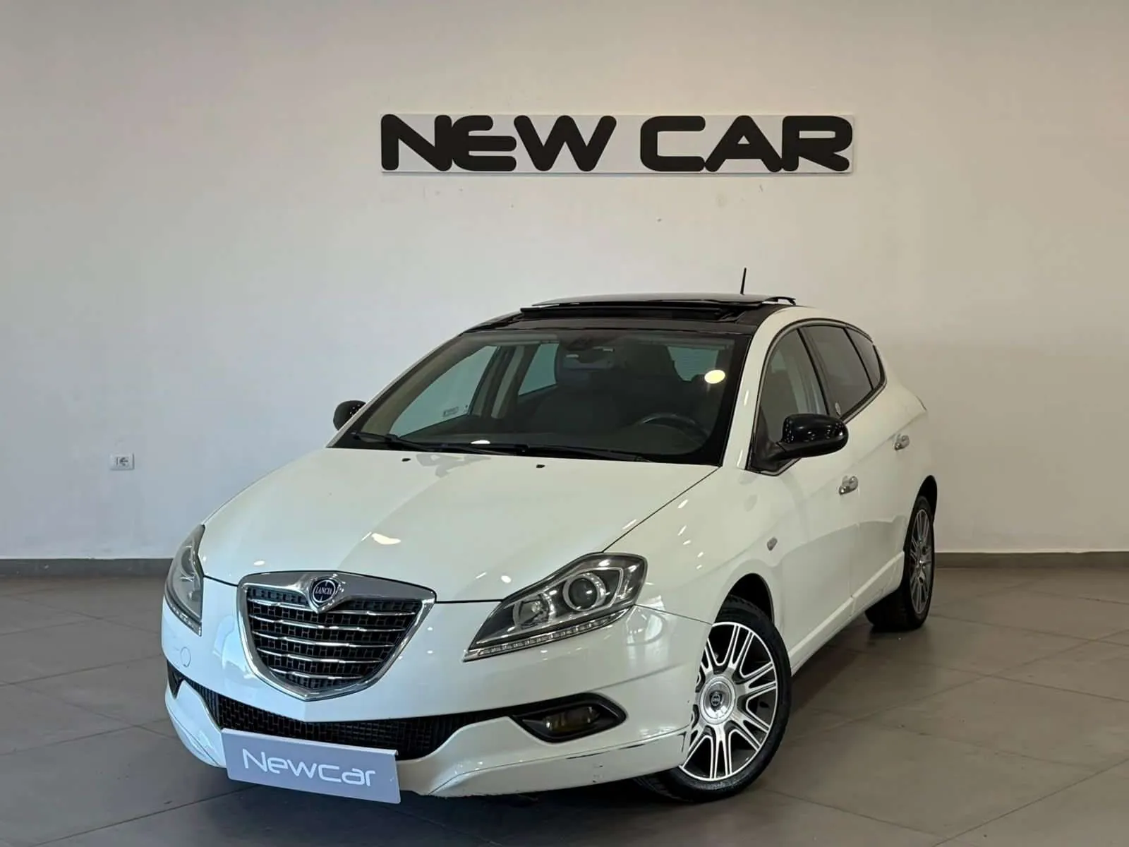 Lancia Delta 2011 photo 4