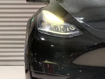 Tesla Model Y 2023 photo 4