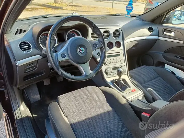 Alfa Romeo 159 2009 photo 4