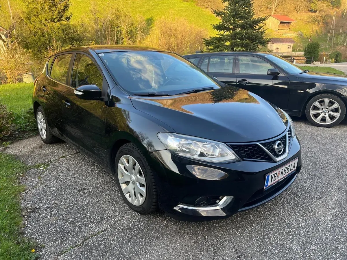 Nissan Pulsar 2015 photo 2