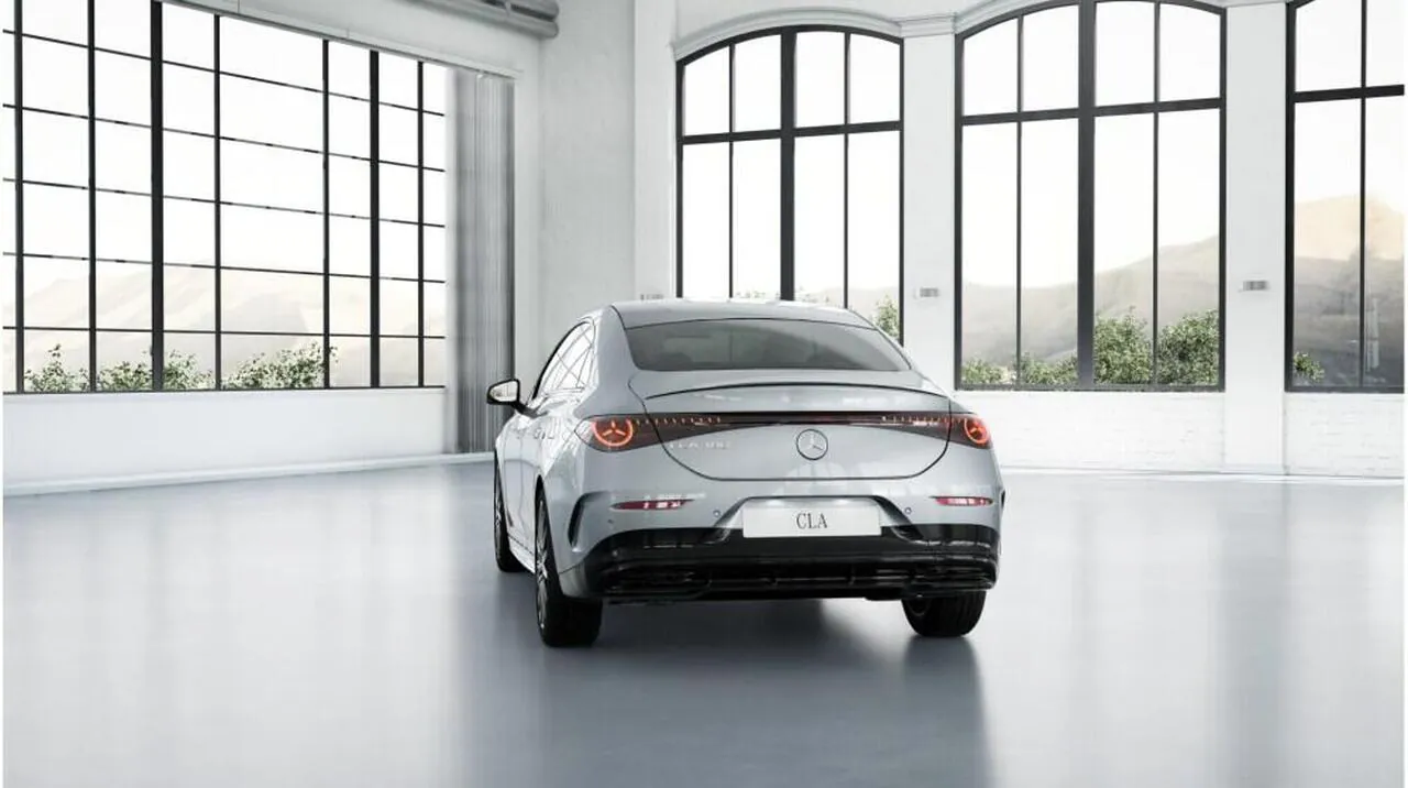Mercedes-Benz Cla photo 4