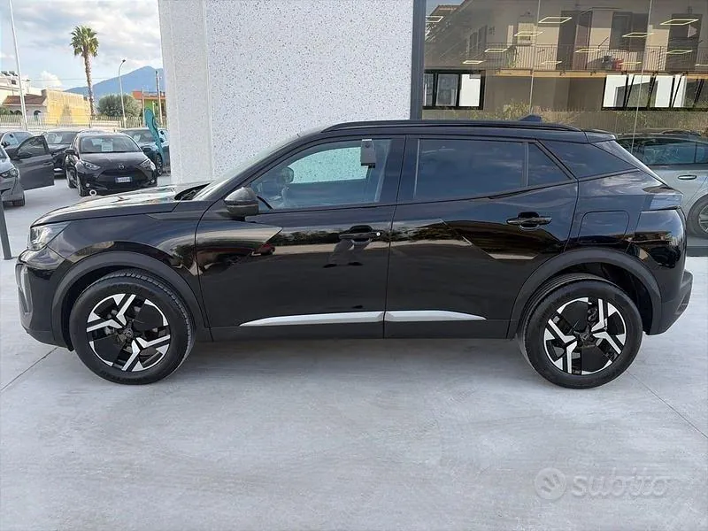 Peugeot 2008 2025 photo 2