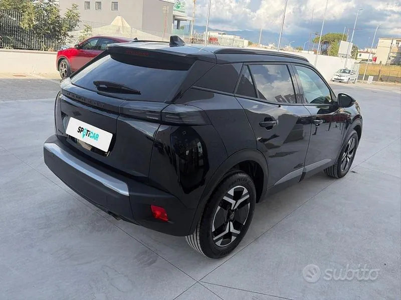Peugeot 2008 2025 photo 3