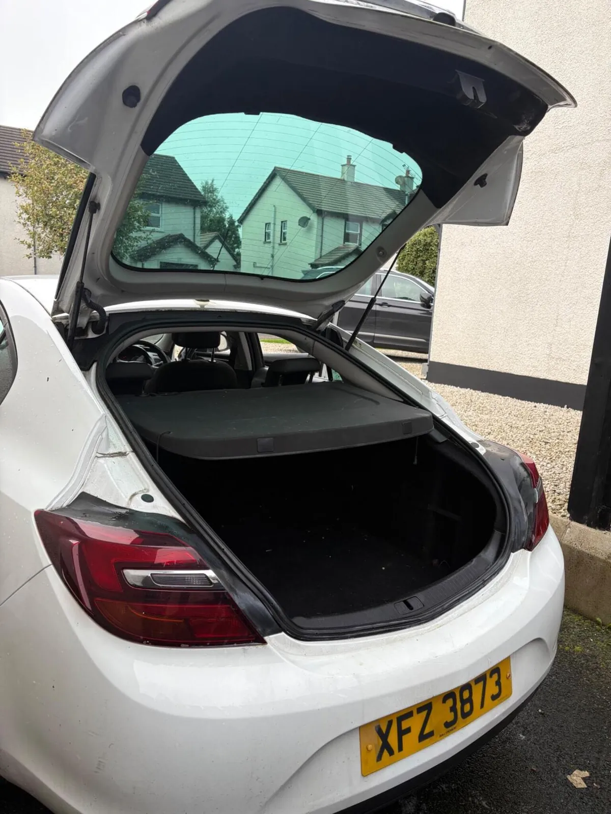 Vauxhall Insignia 2013 photo 5