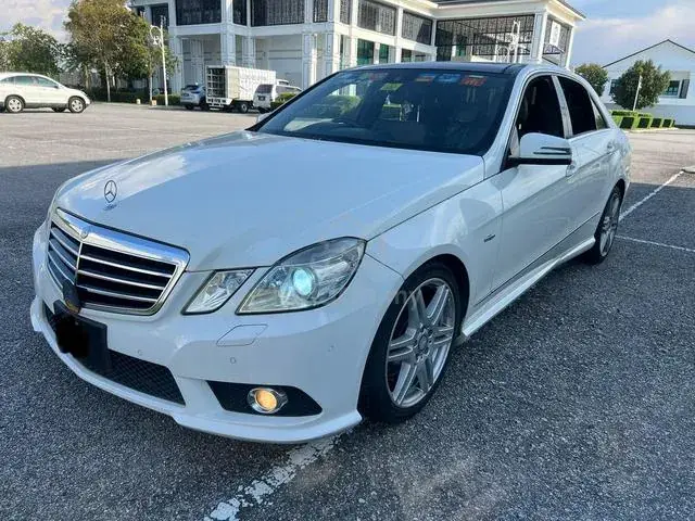 Mercedes-Benz E250
