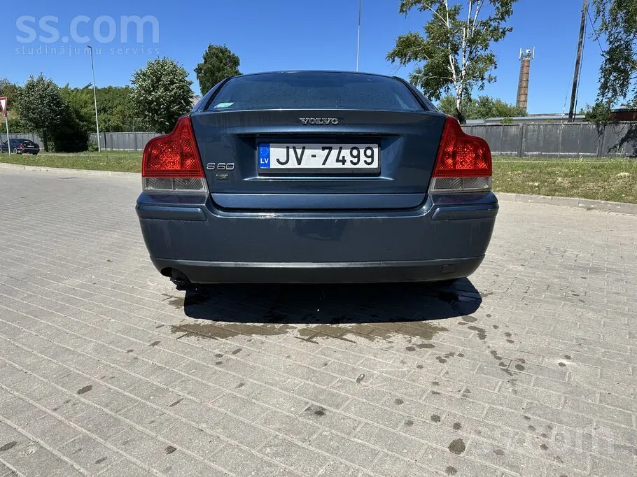 Volvo S60