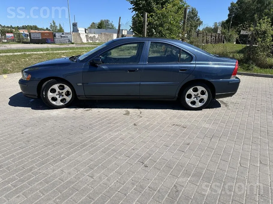 Volvo S60 2004 photo 5