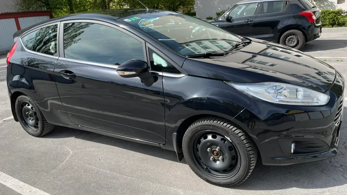 Ford Fiesta 2014 photo 3