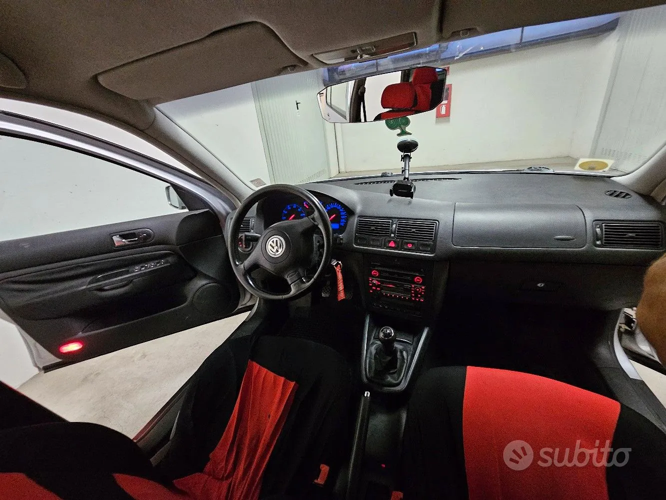 Volkswagen Golf 2004 photo 3