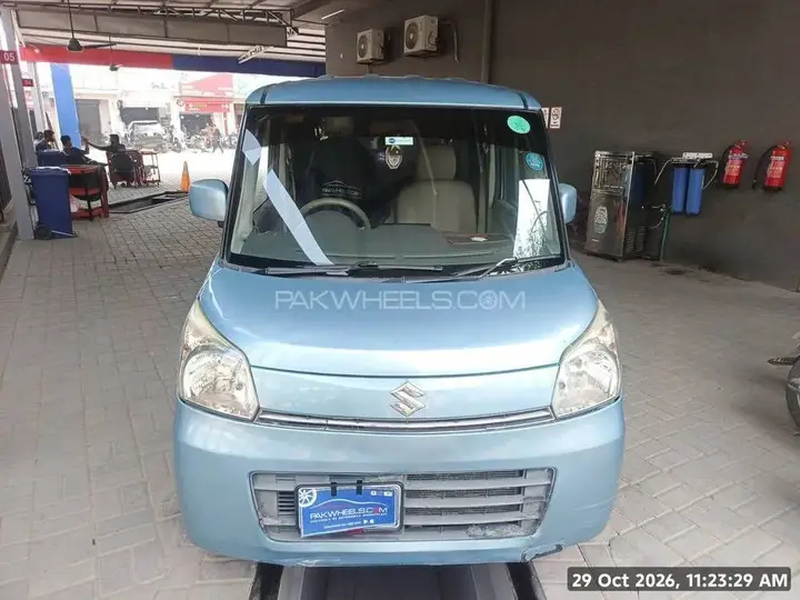 Suzuki Spacia