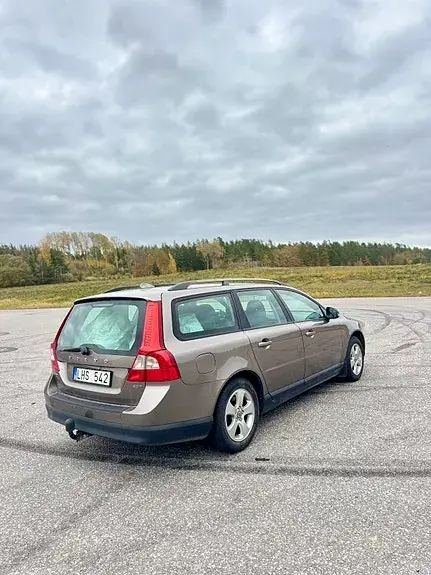 Volvo V70 2008 photo 4
