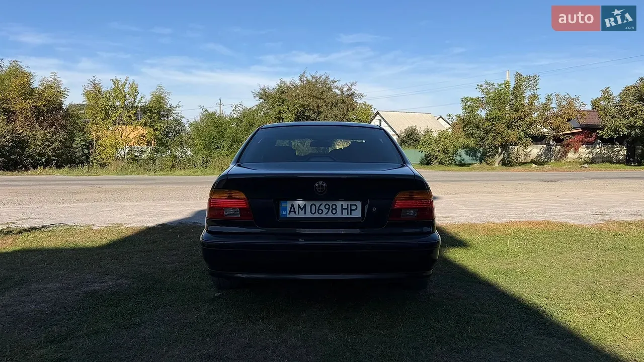 BMW 5 Series 2001 photo 5