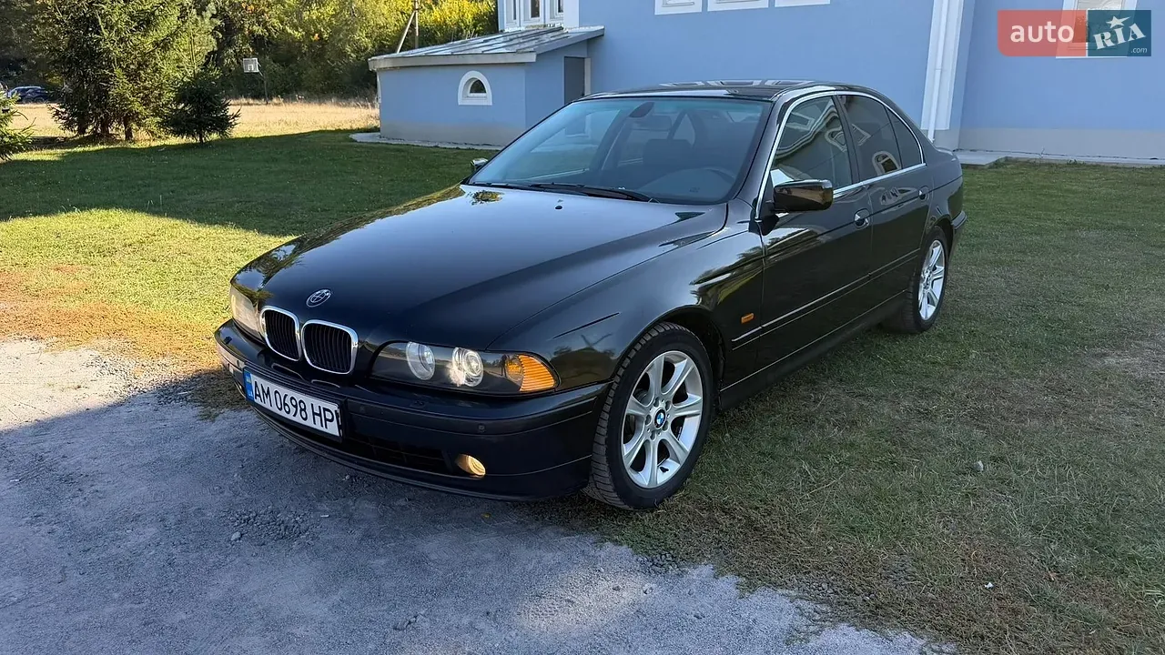 BMW 5 Series 2001 photo 2