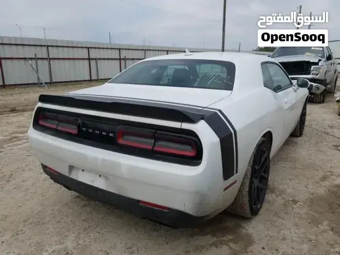 Dodge Challenger 2019 photo 2