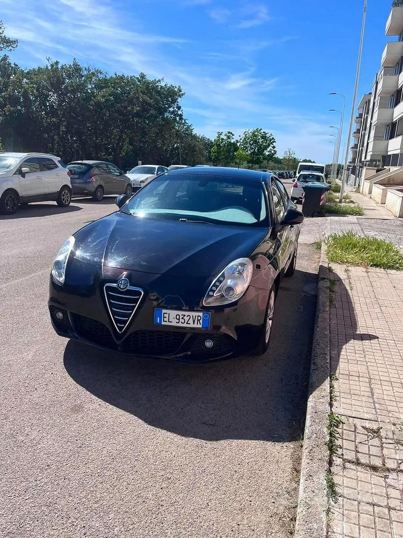 Alfa Romeo Giulietta 2012 photo 3