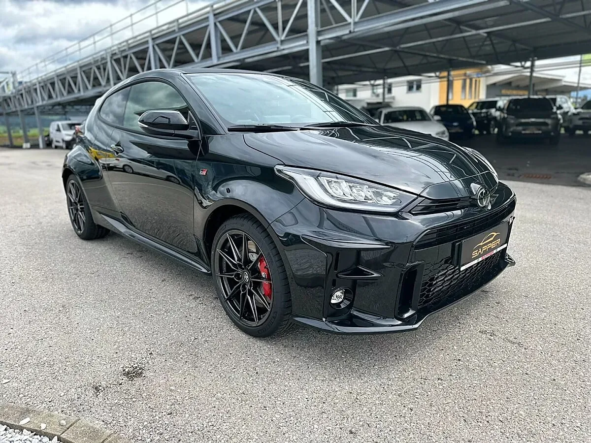 Toyota Yaris 2024 photo 3