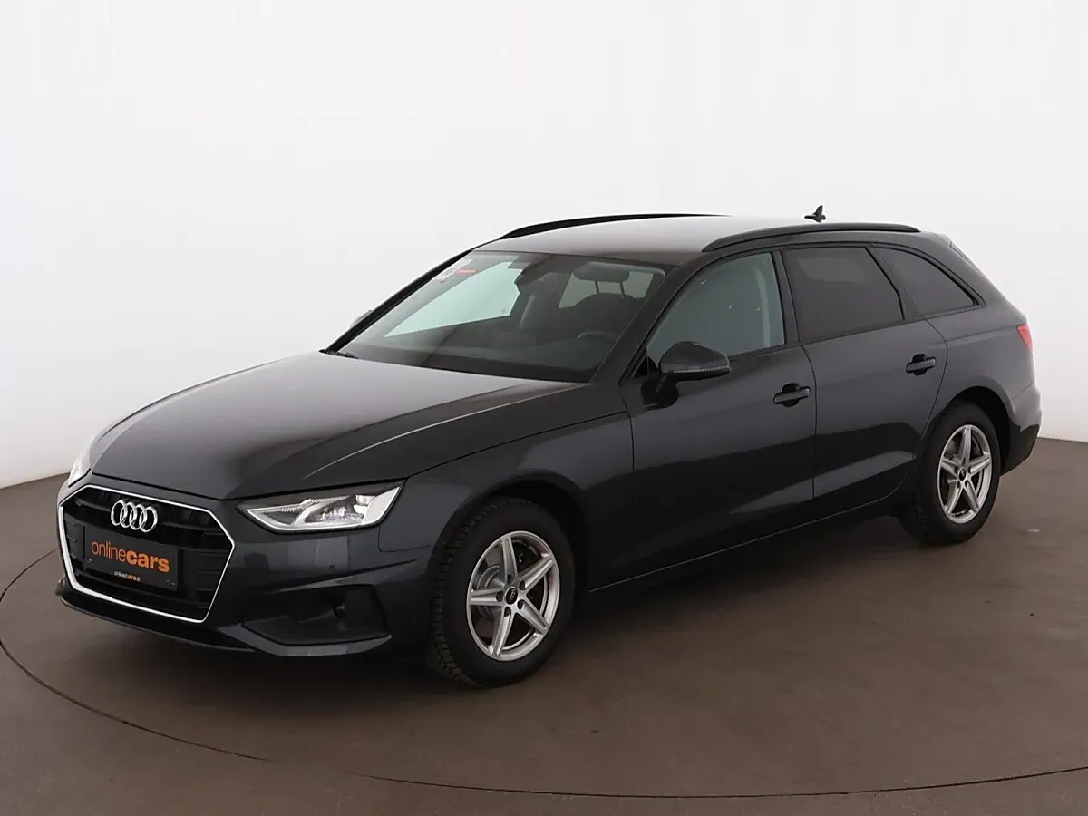 Audi A4 2023 photo 2