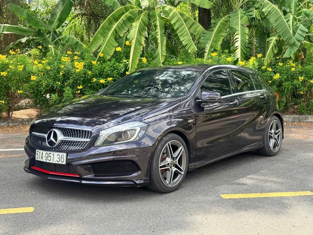 Mercedes-Benz A-Class 2013 photo 3