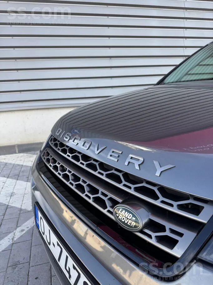 Land Rover Discovery Sport 2019 photo 3