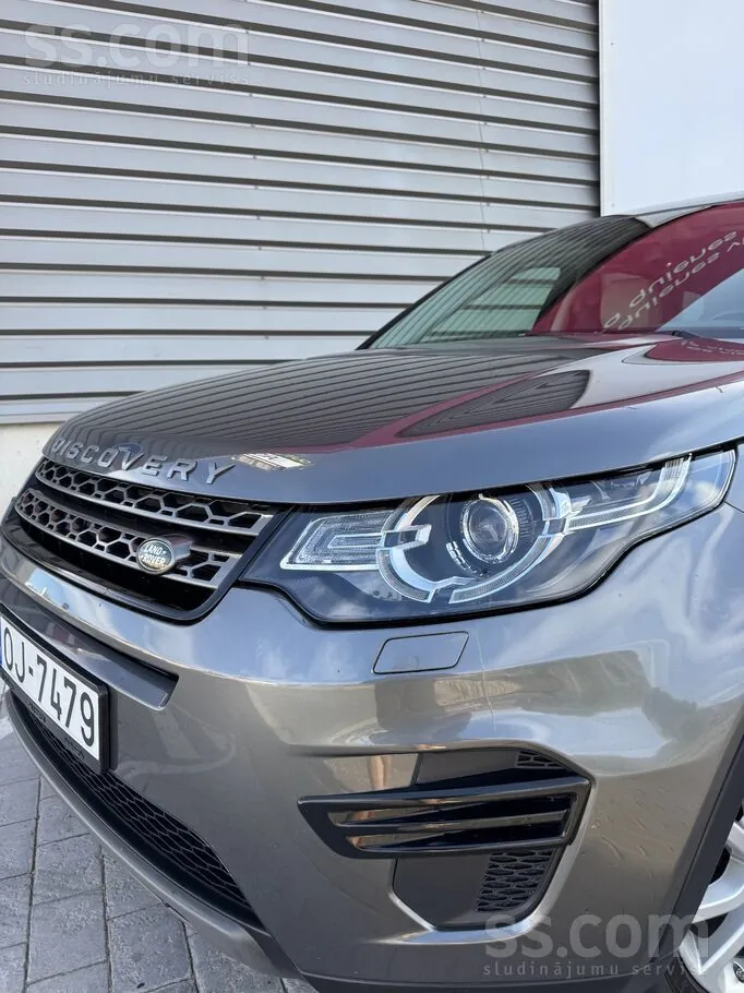 Land Rover Discovery Sport 2019 photo 2