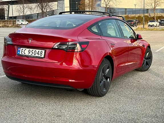 Tesla Model 3 2021 photo 5