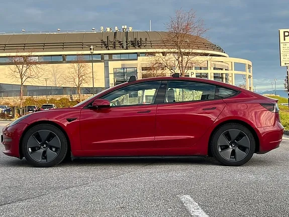 Tesla Model 3 2021 photo 3