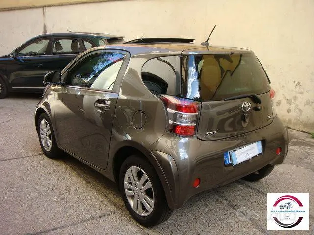 Toyota Iq 2013 photo 4
