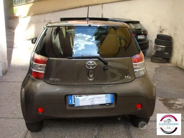 Toyota Iq 2013 photo 5