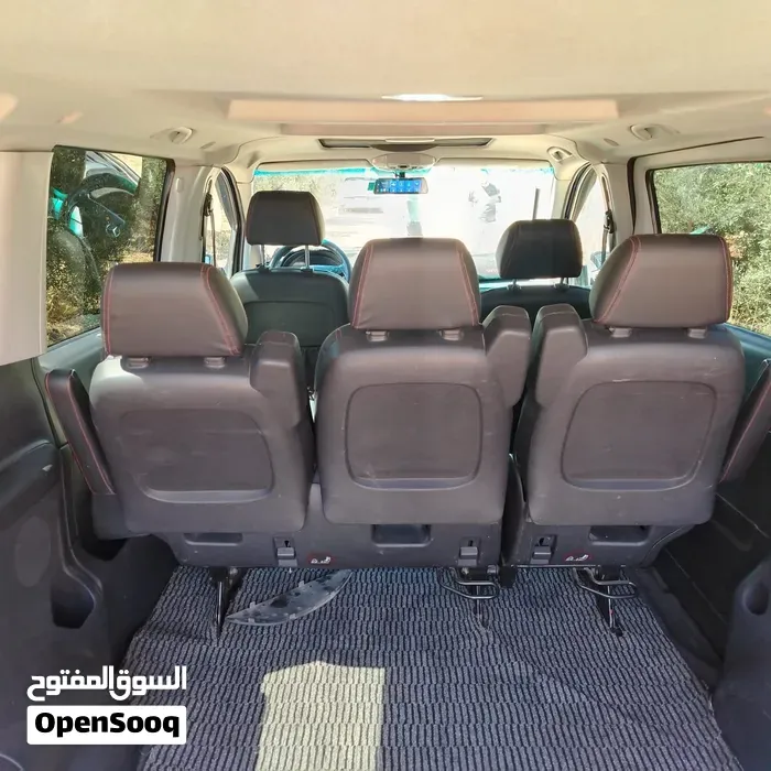 Mercedes-Benz V-Class 2012 photo 3