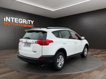 Toyota Rav4 2015 photo 4