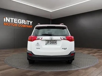 Toyota Rav4 2015 photo 5