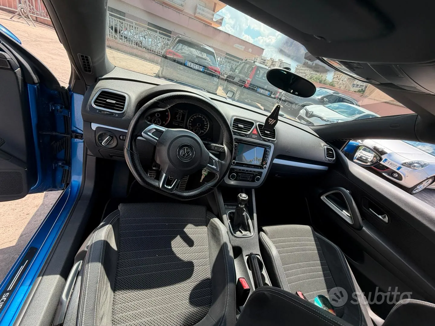 Volkswagen Scirocco 2011 photo 5
