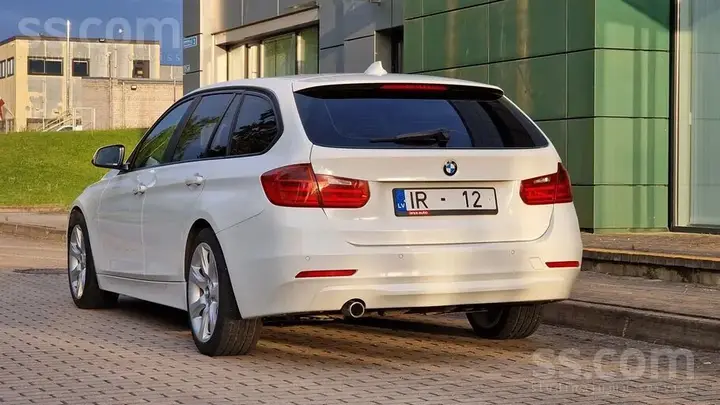 BMW 320 2013 photo 3