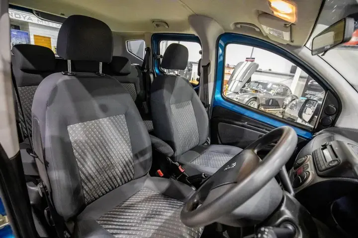 Peugeot Bipper 2012 photo 3