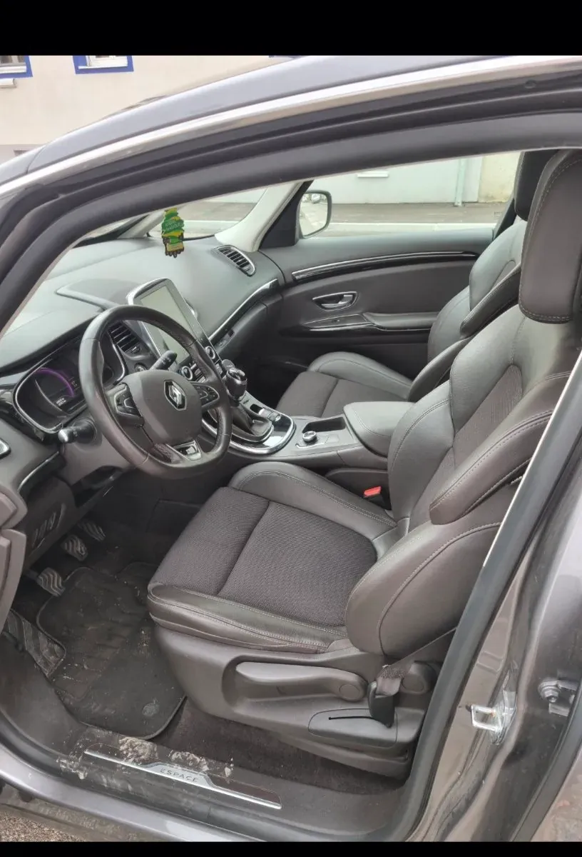 Renault Espace 2015 photo 2