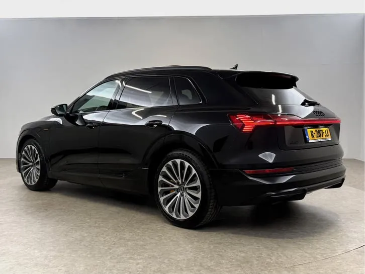 Audi E-Tron 2022 photo 3