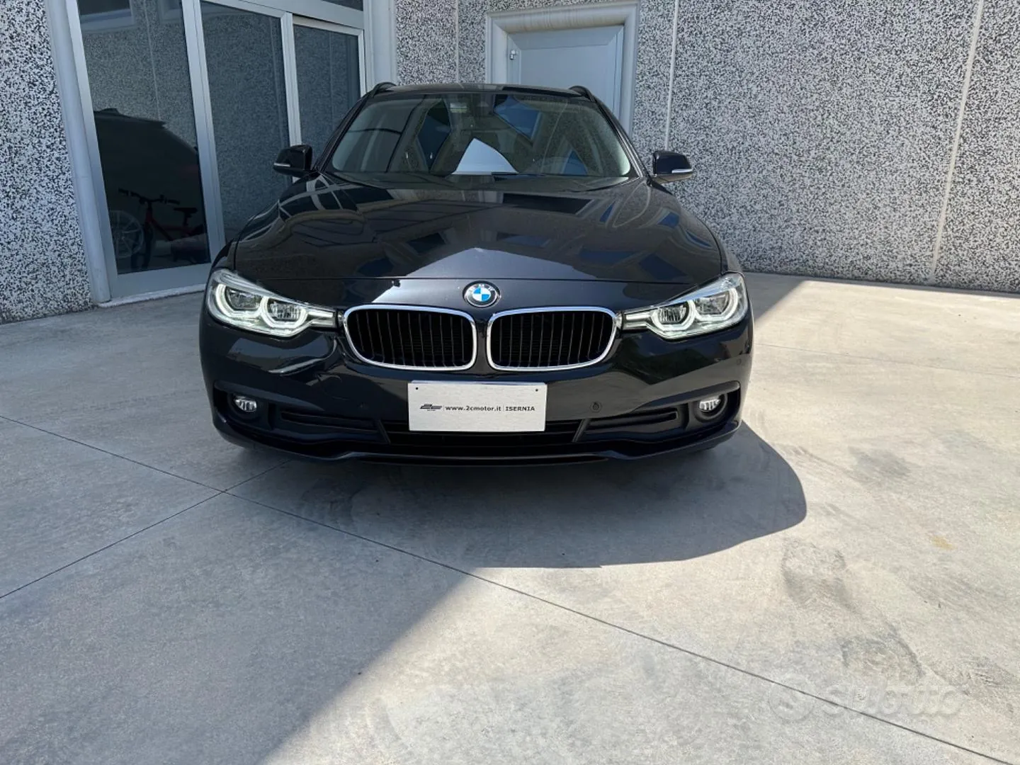 BMW 320D 2018 photo 2