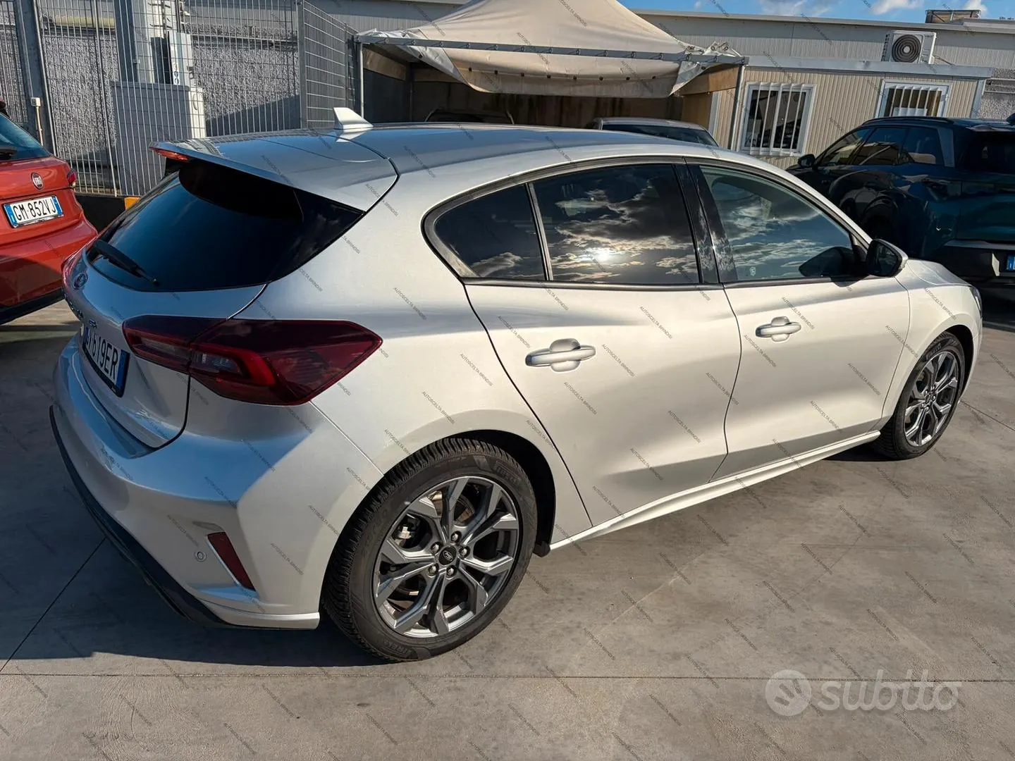 Ford Focus 2024 photo 4