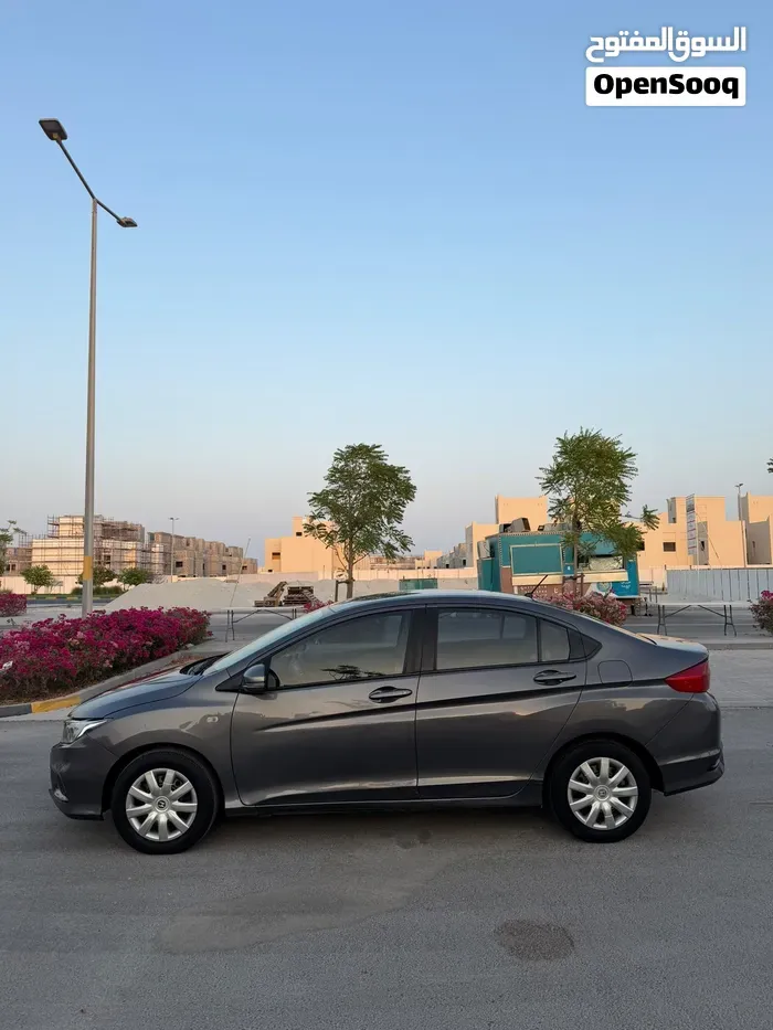 Honda City 2018 photo 3