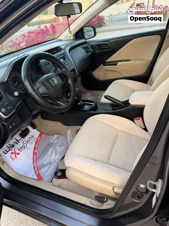 Honda City 2018 photo 4